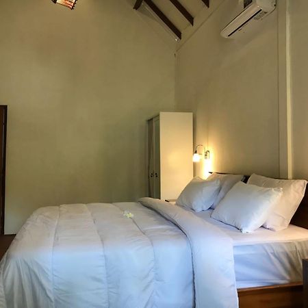 Kevin House Hotel Tanjung  ภายนอก รูปภาพ